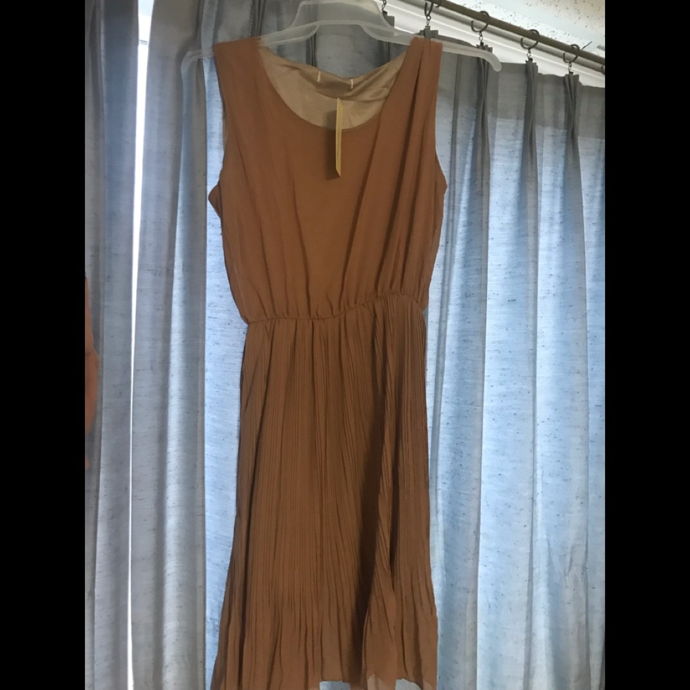 Women’s dress